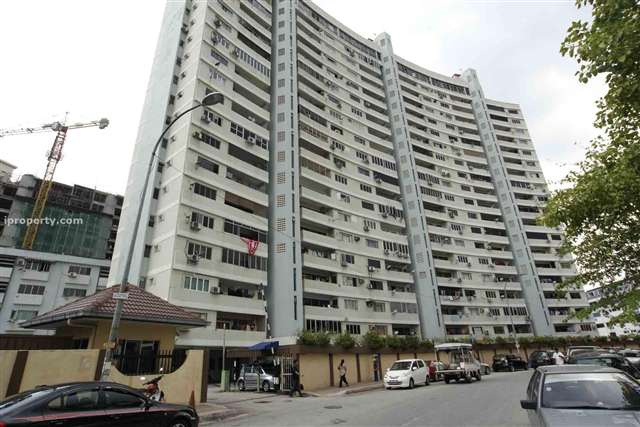 Crescent Court