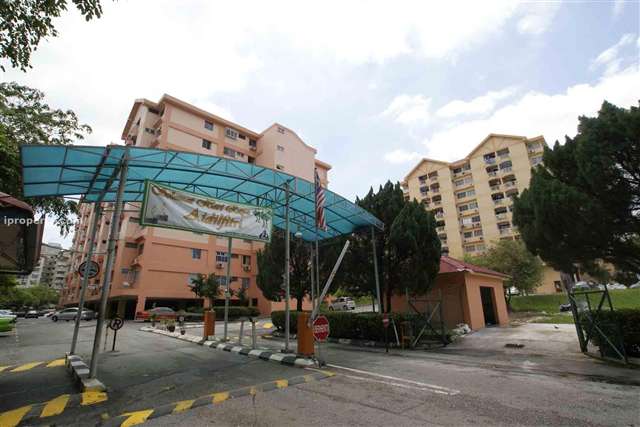 Brem Park Condominium