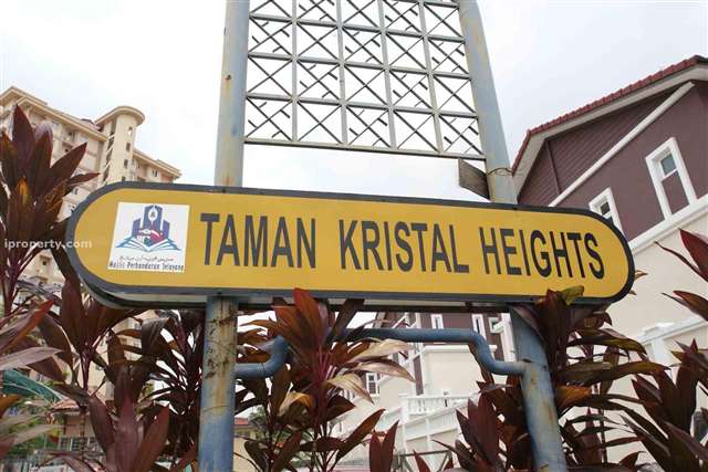 Taman Kristal Heights