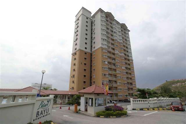 Bayu Puteri Apartments