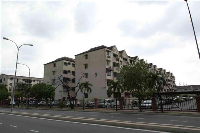 Makmur Apartments