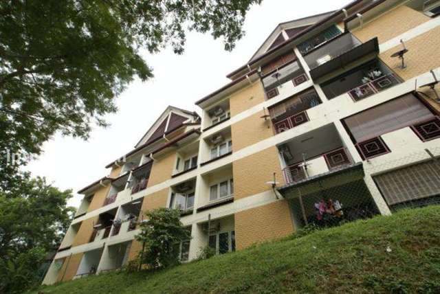 Putra Apartment - Photo 4