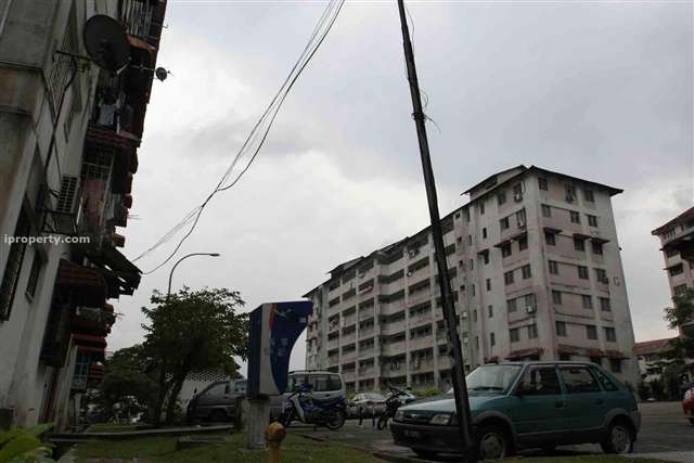 Segar Apartments
