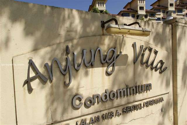 Anjung Villa Condominium