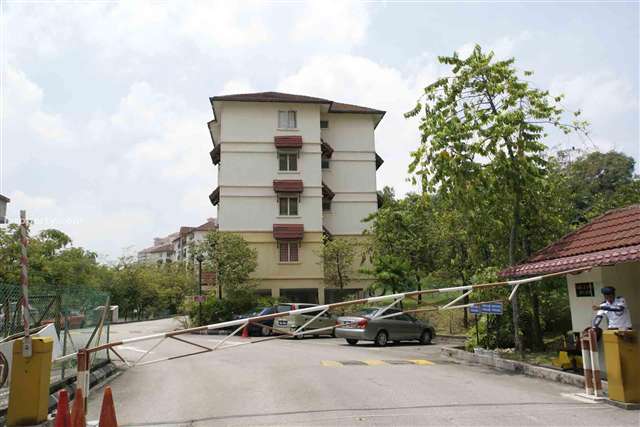 Pangsapuri Mayang - Photo 1