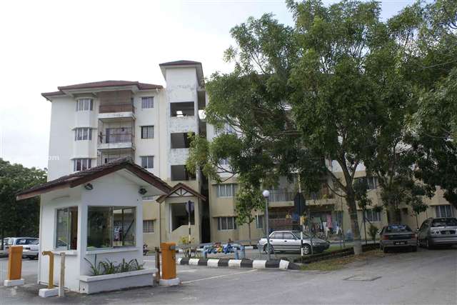 Seraya Apartments