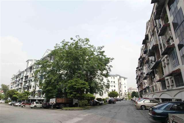 Lembah Maju Apartment