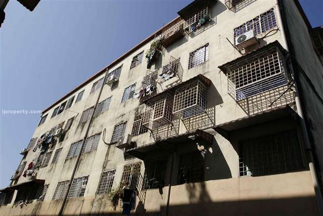 Sri Sentul Apartment