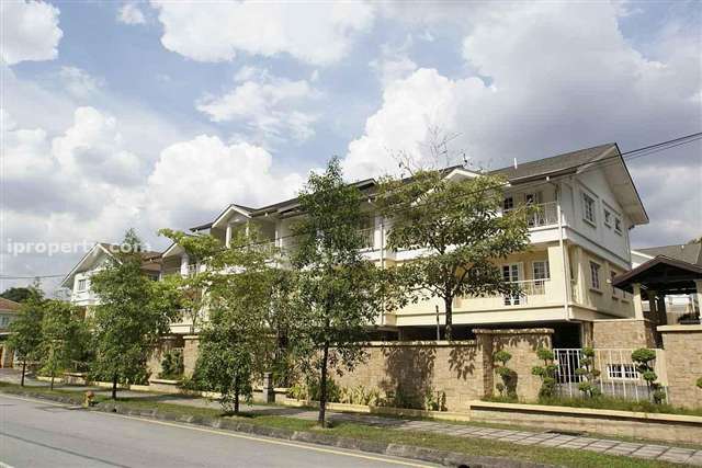 Albakri Court