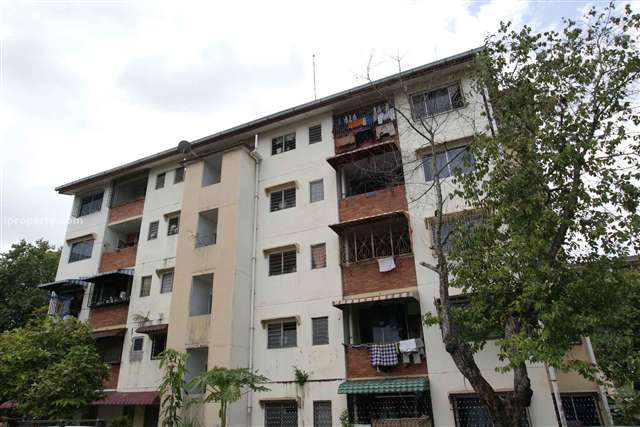 PKNS Seksyen 4 Apartment