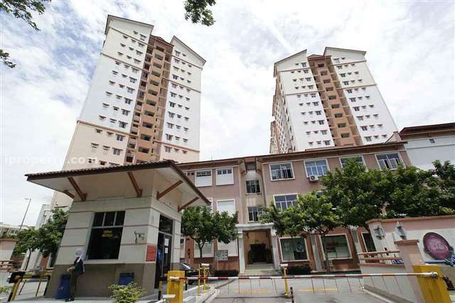 Bayu Puteri Apartment - Photo 3
