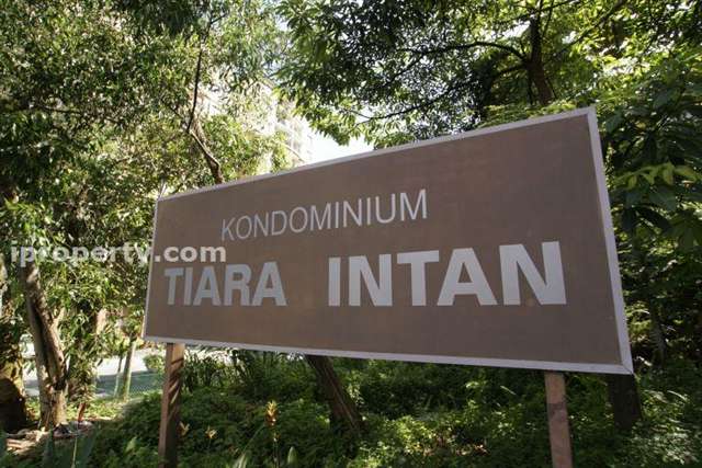 Tiara Intan - Photo 1