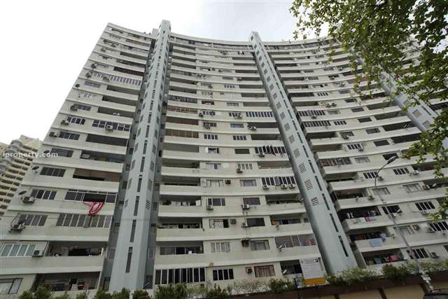 Crescent Court