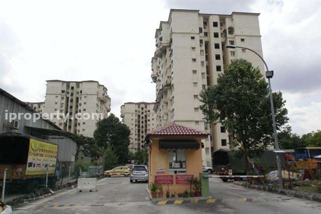 Pandan Mewah Height Apartment