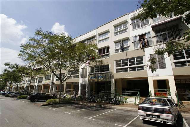 Suria Apartment