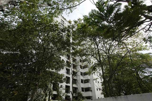 Bintang Pantai Condominium
