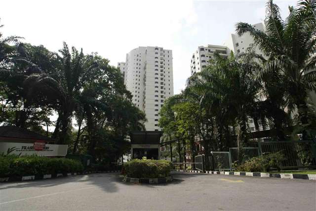 Fraser Towers - Photo 4