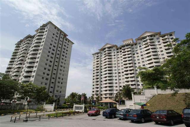 Anjung Hijau / Greenfield