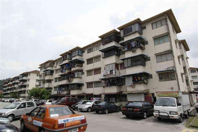 Desa Temenggong Apartment