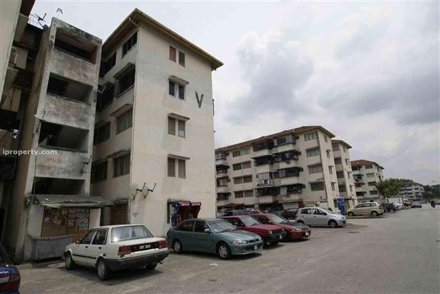 Desa Temenggong Apartment