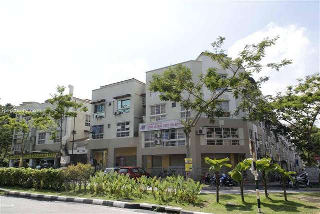Suria Apartment