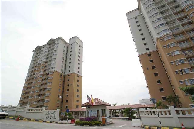 Bayu Puteri Apartments