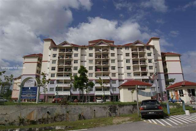 Kelompok Rajawali Apartment