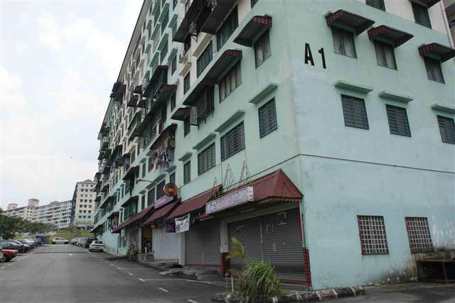 Bandar Baru Segar Utama Apartment