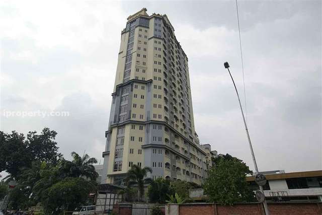 D-Villa Residences (Holiday Villa Apartment Suites)