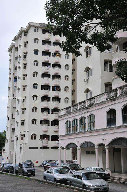 Ferringhi Mutiara Apartment - Photo 1