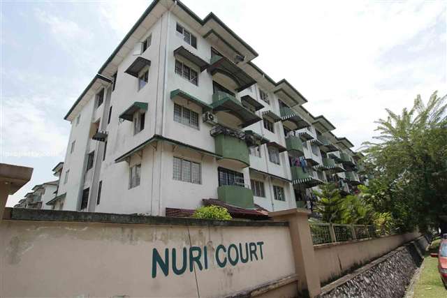 Nuri Court