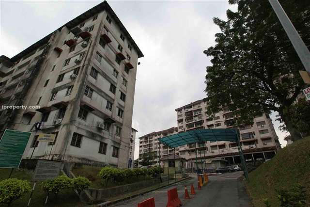 Segar Apartments