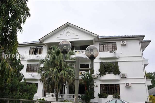 Dunn House - Photo 5