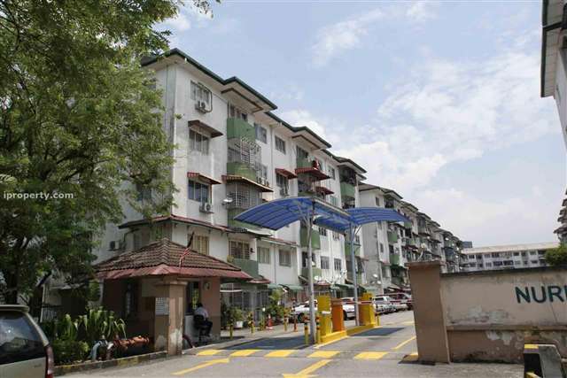 Nuri Court