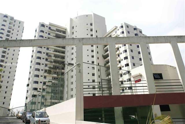 Fraser Towers - Photo 5