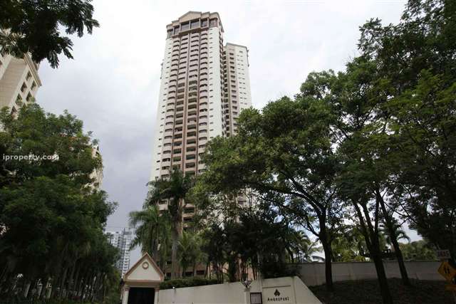 Angkupuri Condominium