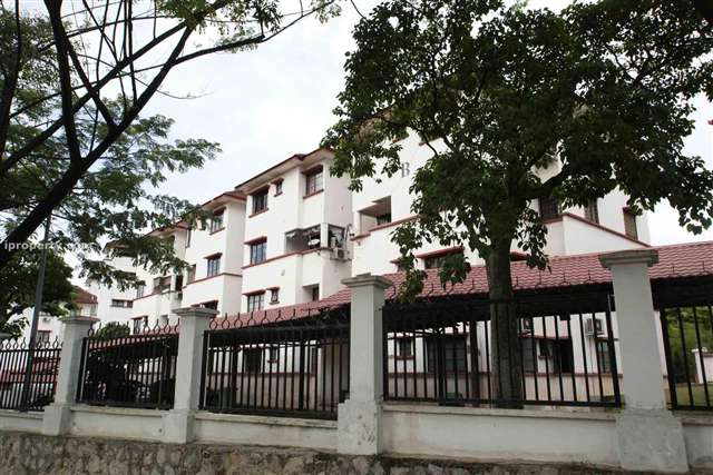 Villa OUG