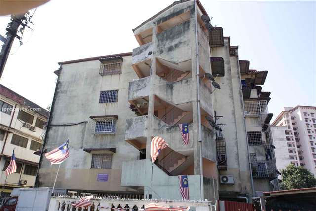 Sri Sentul Apartment