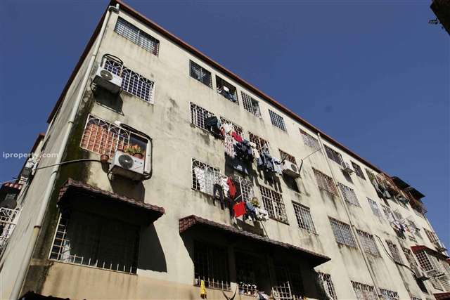 Sri Sentul Apartment