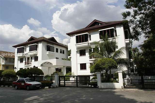 Fernlea Court