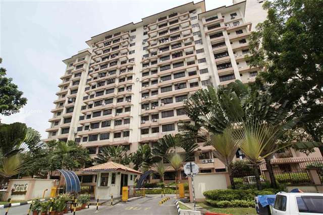 Bayu Tasik Condominium - Photo 4