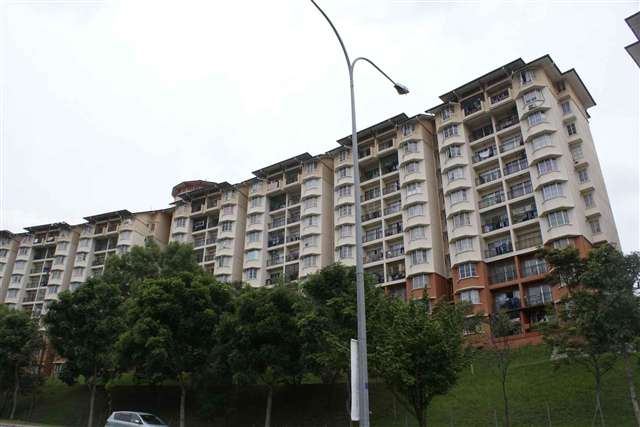 Baiduri Condominium - Photo 8