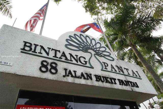 Bintang Pantai Condominium