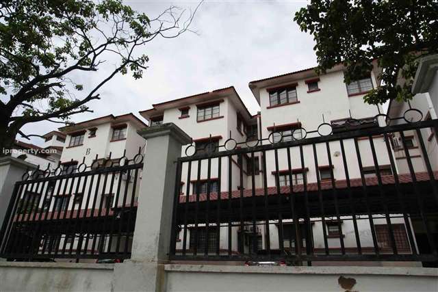 Villa OUG