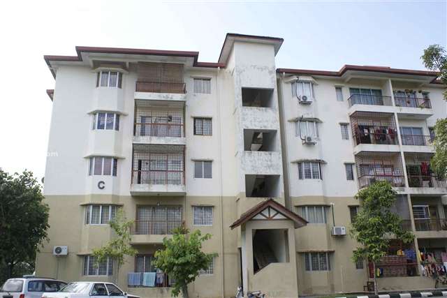 Seraya Apartments