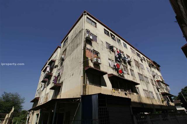 Sri Sentul Apartment