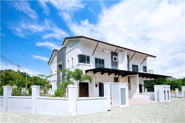 Bayu Villas - 2 Storey Semi Detached House