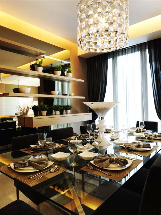 Condo Dining(Actual Show Unit Photo)
