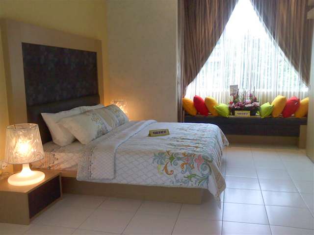 Bedroom (c)