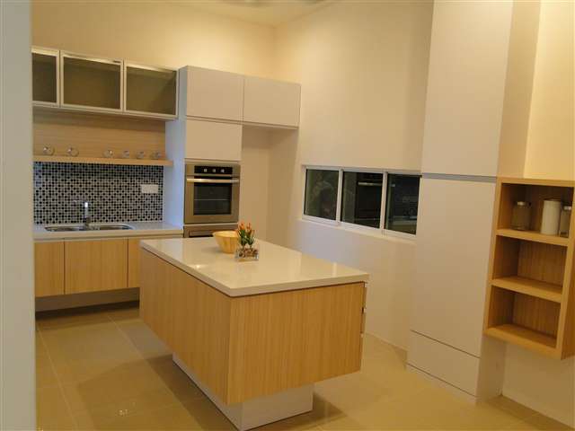 Dry Kitchen